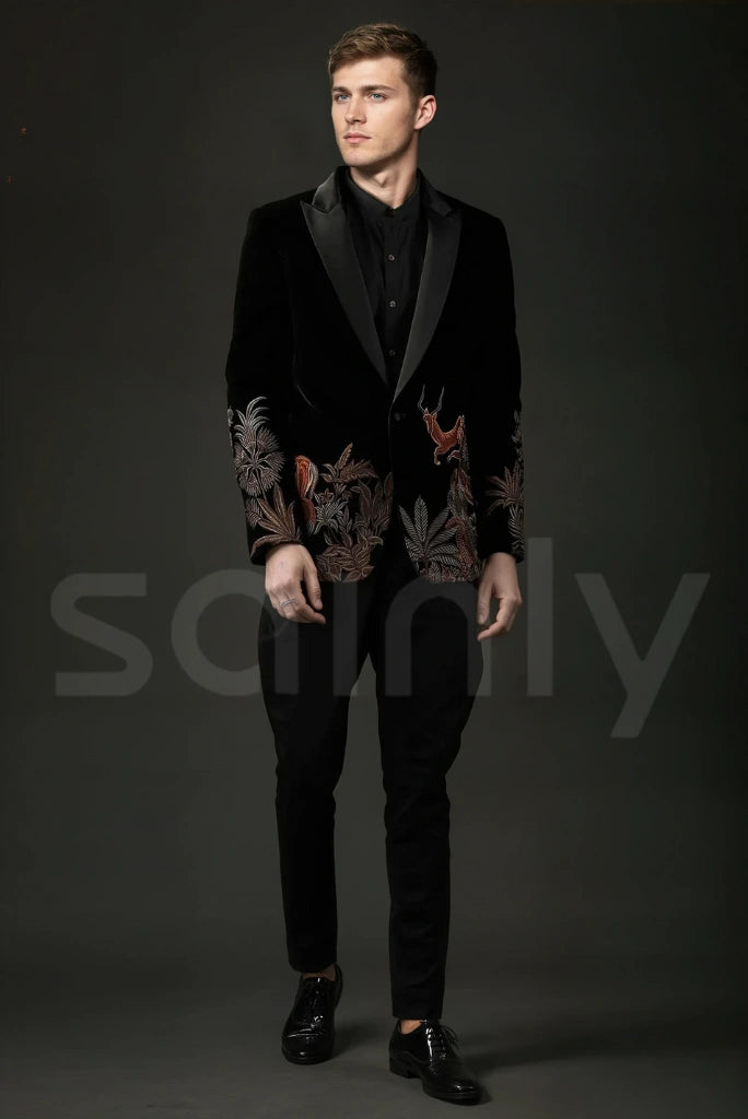 embroidery-two-piece-black-suit-designer-suit-velvet-suits-for-men