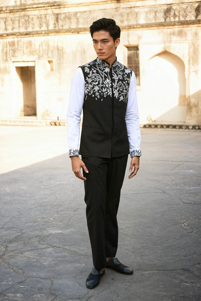 Embroidered Suit Black Custom Suit Festival outfit Western Suit For Men 56 / 50