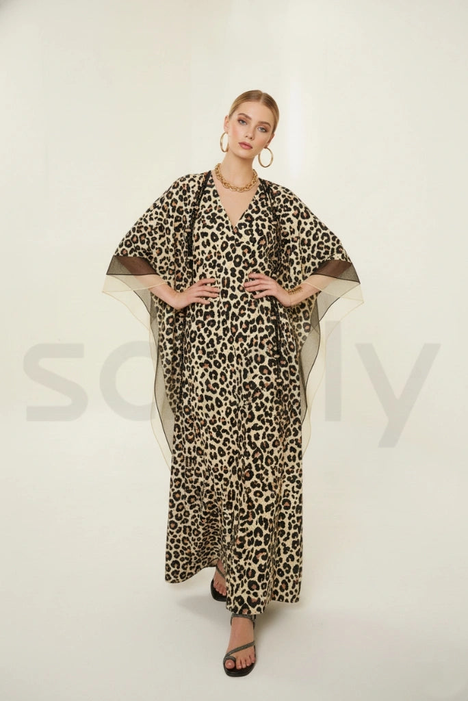 Women’s leopard print kaftan(Front)