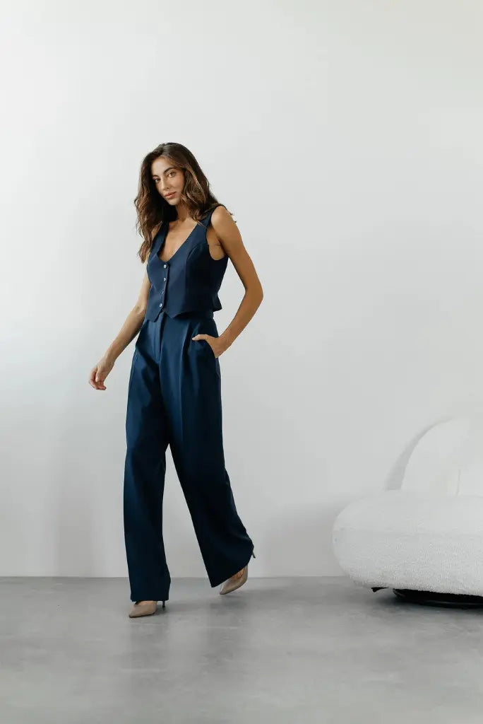 Women Navy Blue Double Breasted 3 Piece Suit For Office and Meetings, Classic Formal Outfit For Her 42 / 34 Women Navy Blue Double Breasted 3 Piece Suit For Office and Meetings, Classic Formal Outfit For Her 42 / 34