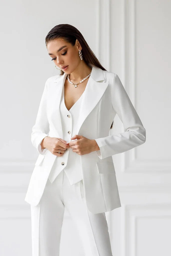 Women's White Single Breasted 3 Piece Suit, Formal Suit for Office and Meetings 42 / 24 Women's White Single Breasted 3 Piece Suit, Formal Suit for Office and Meetings 42 / 24