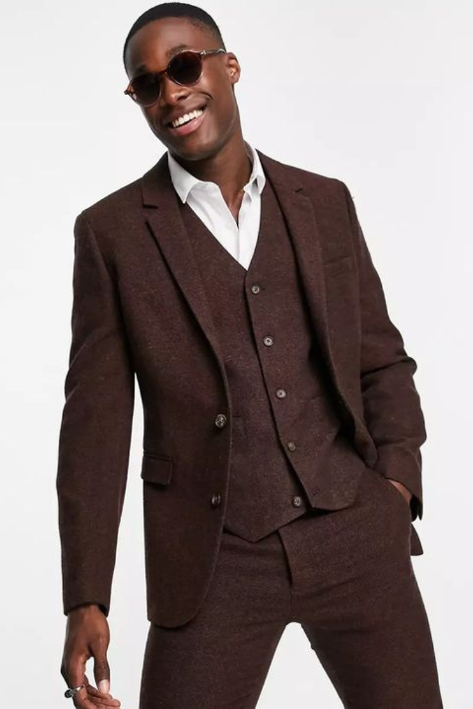 Men's Dark Brown Plaid Suit, White Dress Shirt, Dark Brown Polka Dot Tie,  White Pocket Square | Lookastic