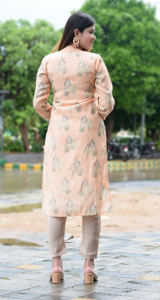 SAINLY Apparel & Accessories Women Cotton Silk Floral Printed Kurta With Lining Pant Trouser Suit Set